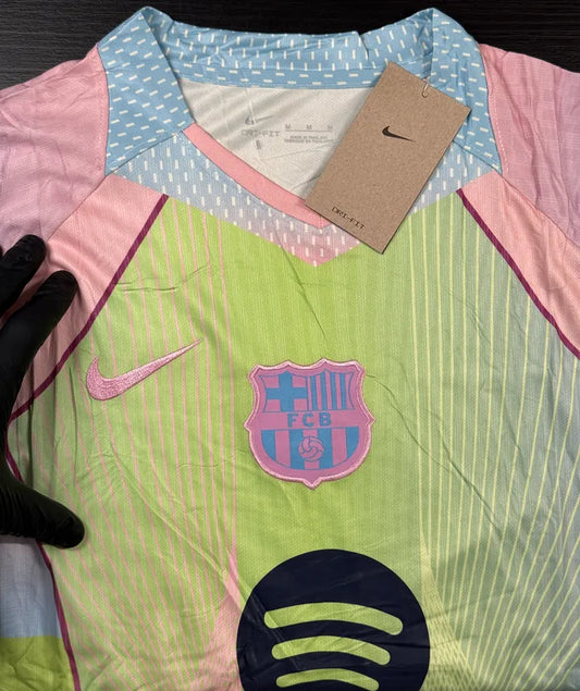 Kit Camisa/Short Barcelona Verde e Rosa 25/26
