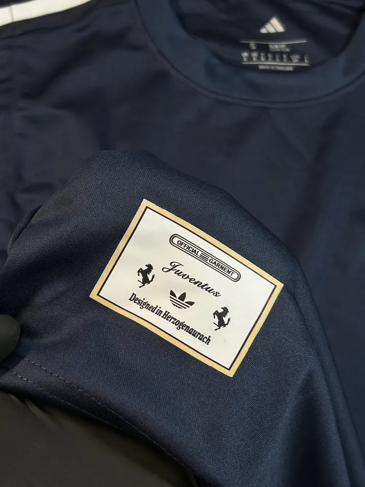 Kit Regata/Short Juventus Azul Escuro III 25/26