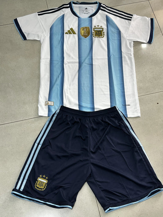 Kit camisa/short Seleção Argentina I 26/27