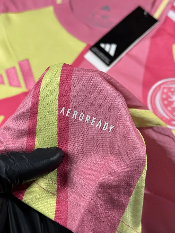 Camisa Seleção Escócia Rosa 25-26