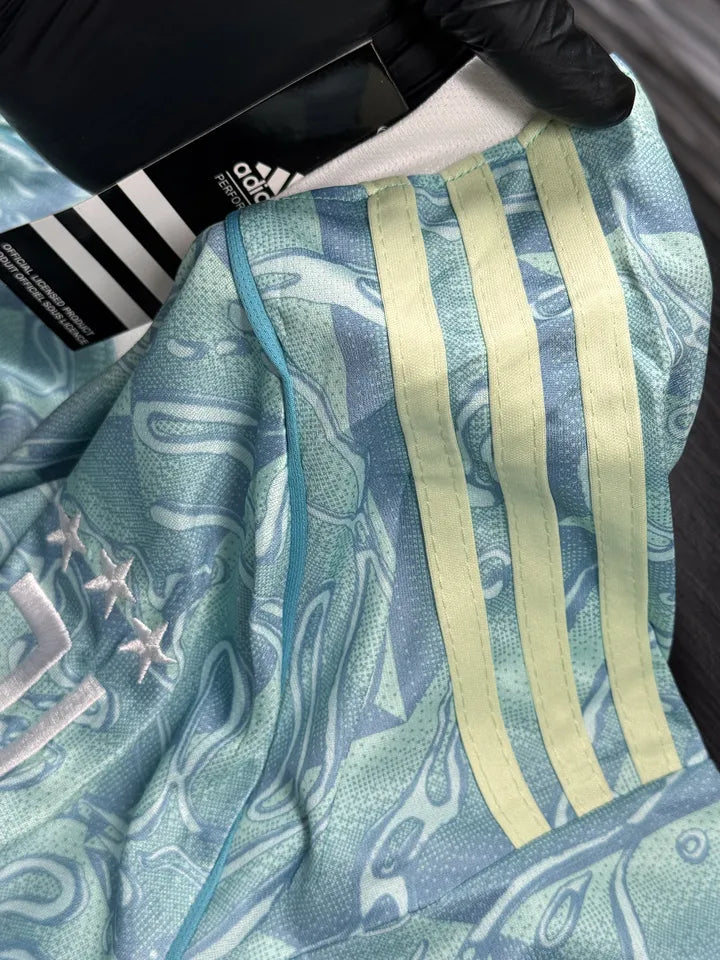 kit camisa/short Juventus Azul Claro II 25/26