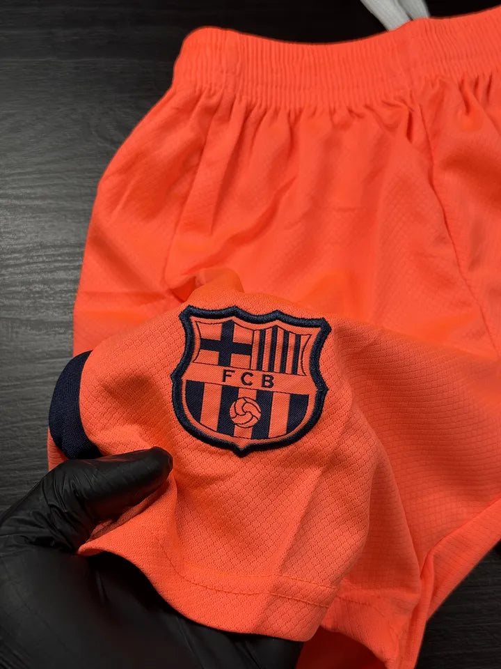 Kit Infantil Barcelona Laranja III 25/26