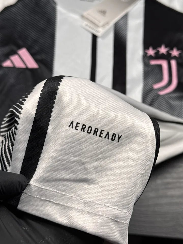 kit camisa/short Juventus Rosa e Branco