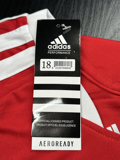 Kit Infantil Internacional Vermelha I 26/27 [Logo Diferente]