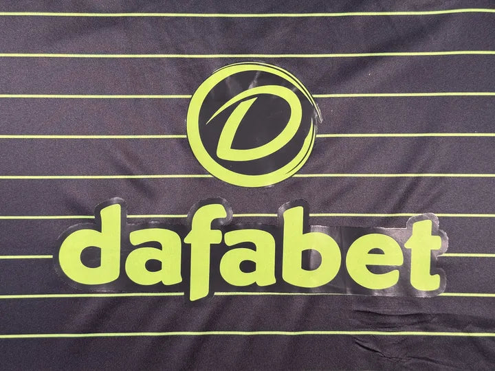 Camisa Celtic Preta/Verde II 25/26