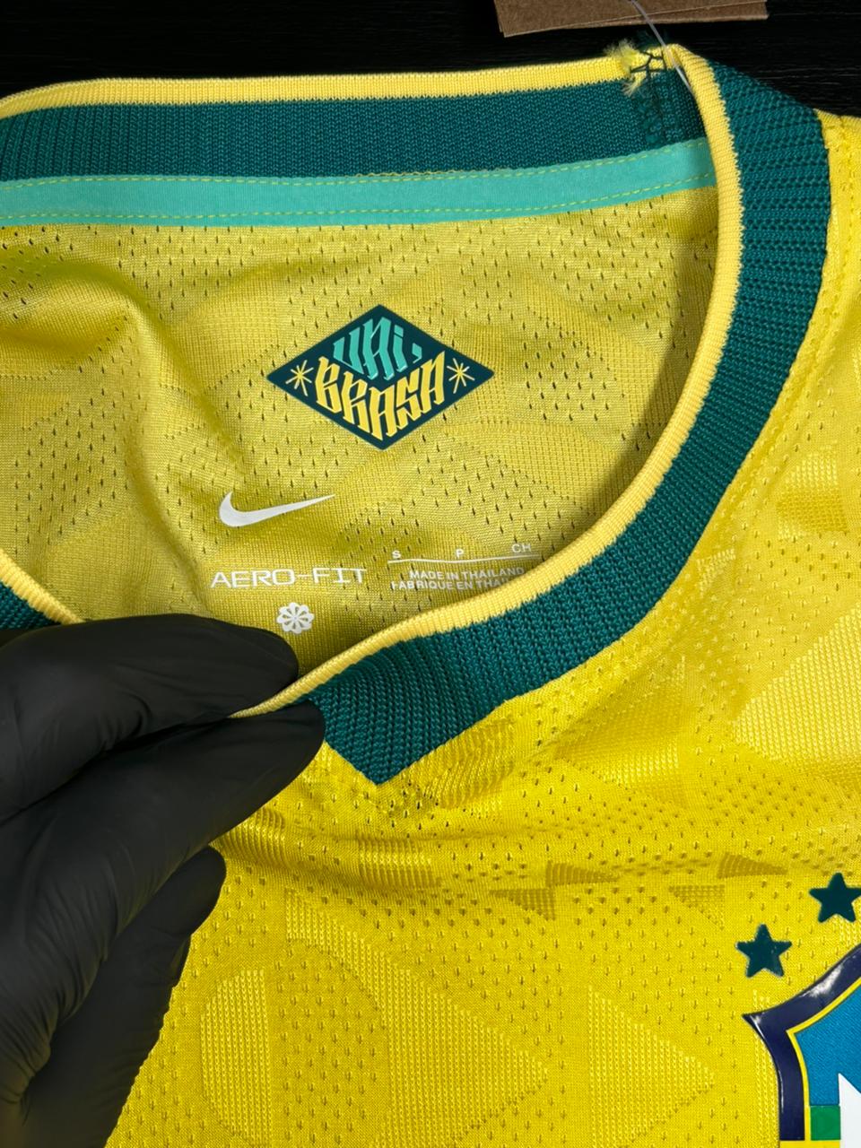 Camisa Jogador Seleção Brasil Amarela I 1.1 Idêntica a original 26/27