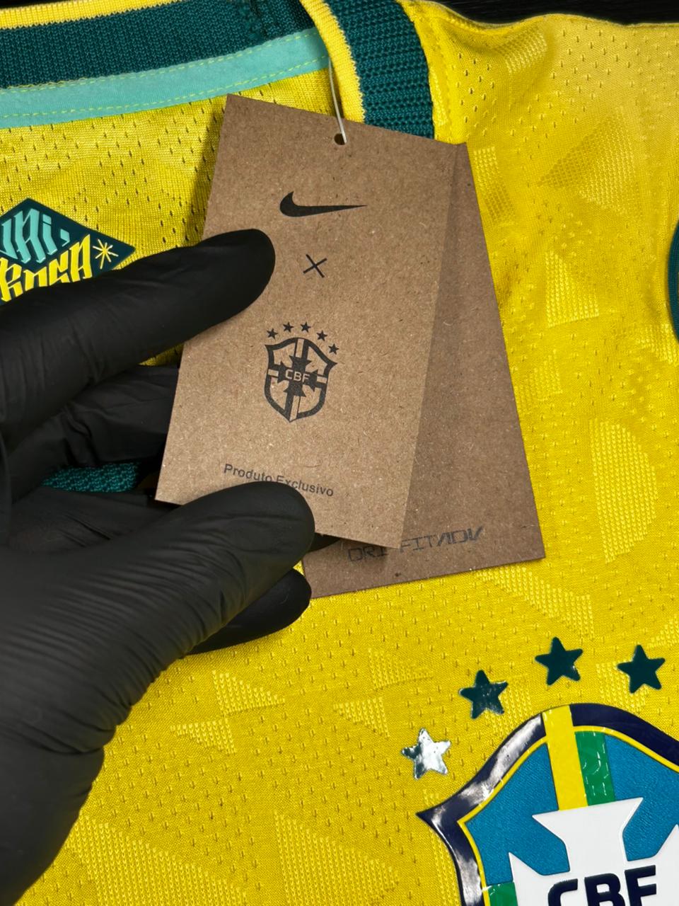 Camisa Feminina Jogador Seleção Brasil Amarela I 1.1 Idêntica a original 26/27