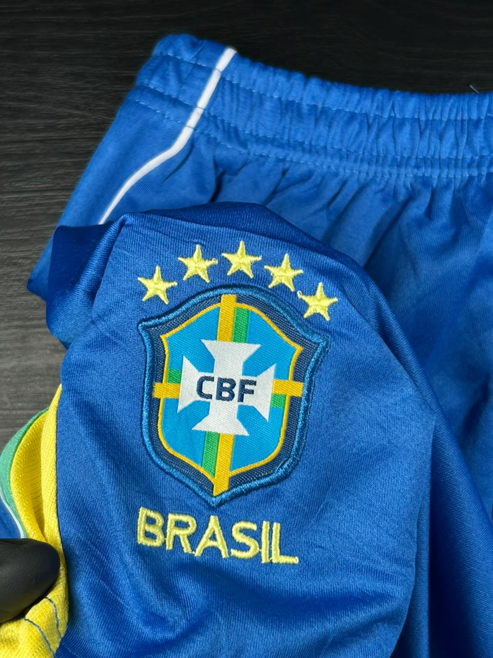 Kit Infantil Seleção Brasil Amarelo Copa I 26/27 - Camisa + Short