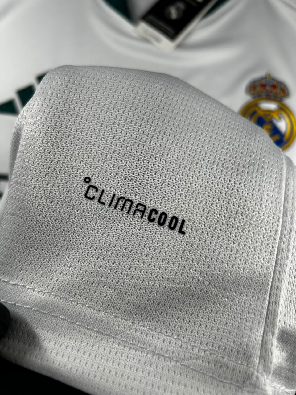 Camisa Real Madrid Branca I 26/27