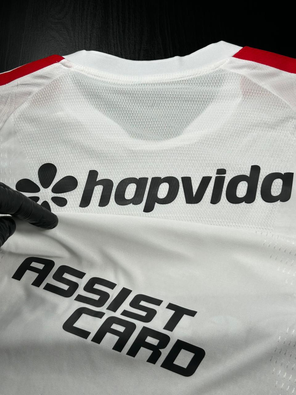 Camisa Jogador Flamengo Branca II com Path + Todos patrocinadores 26/27