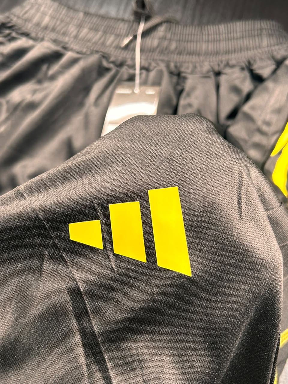 Kit Regata e Short Flamengo Treino Amarelo