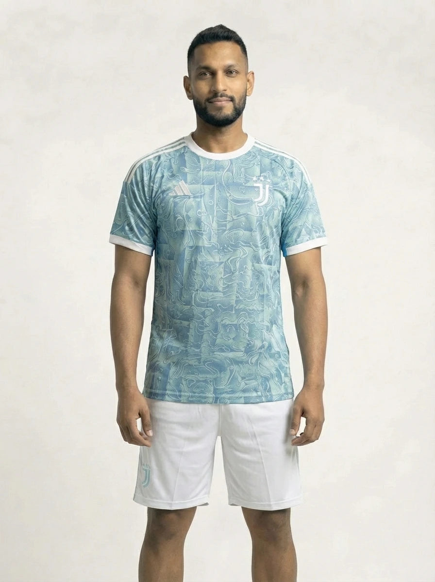 kit camisa/short Juventus Azul Claro II 25/26