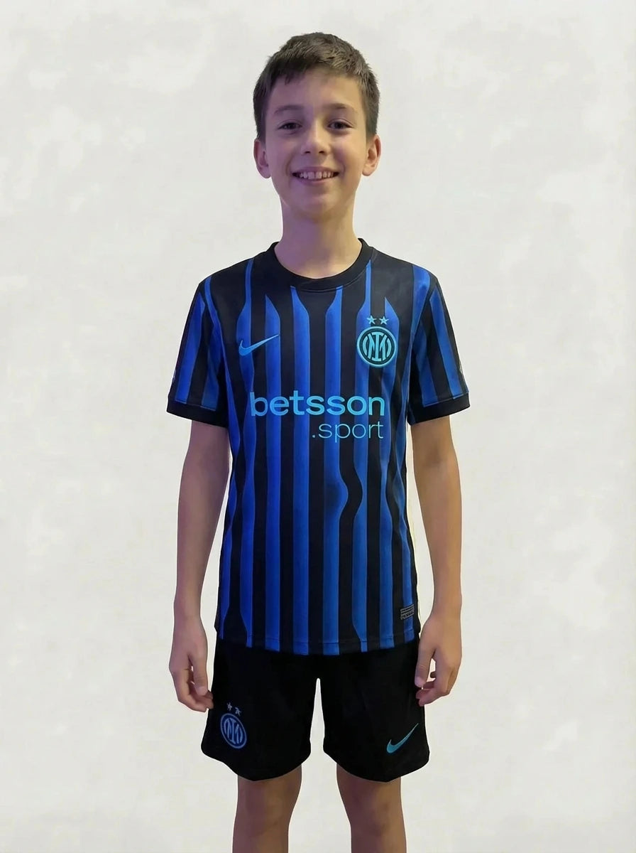 Kit Infantil Inter de Milão Listrado I 25/26