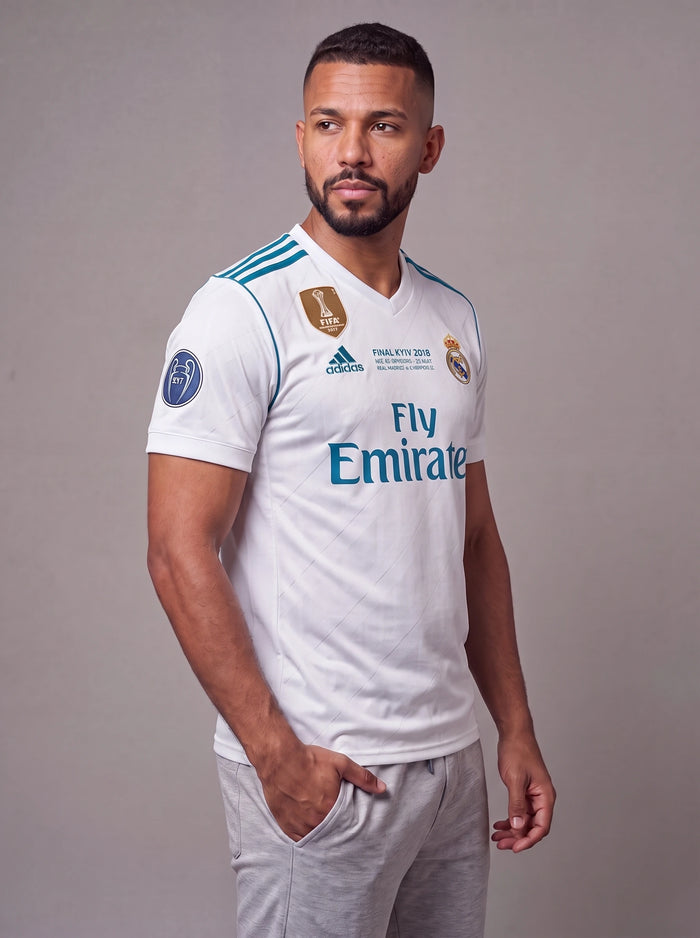 Camisa Retrô Real Madrid 2017/18 - Ronaldo